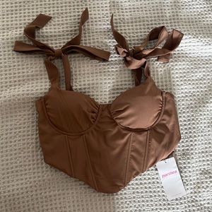 Brown corset tanktop!